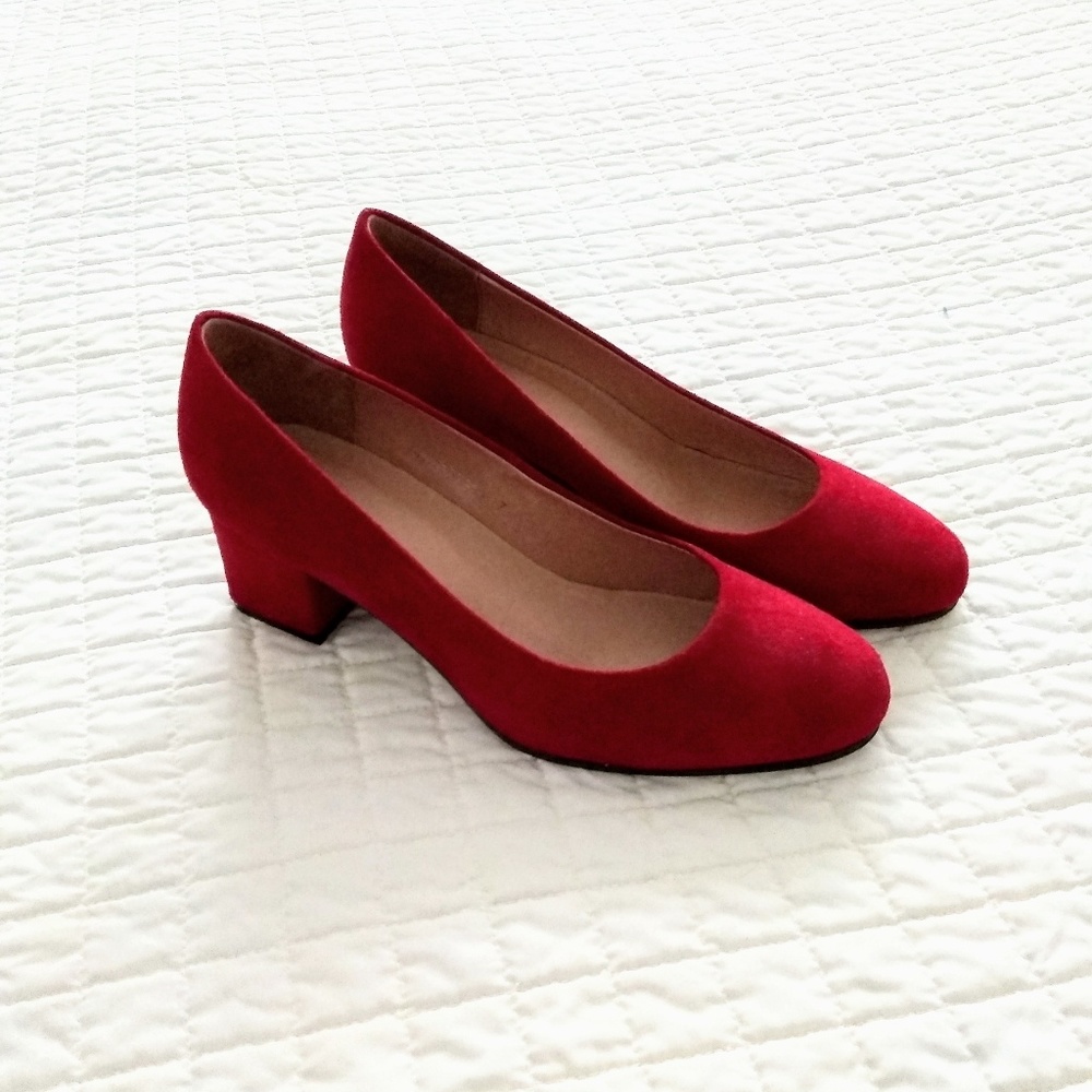 NWOT J Jill Red faux suede block heel pumps